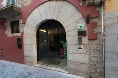 Fachada o entrada de Hotel Museu Llegendes de Girona