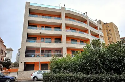Edificio en el que se encuentra el apartamento