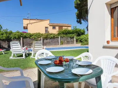 Piscina en o cerca de Holiday Home Bretos 7 by Interhome