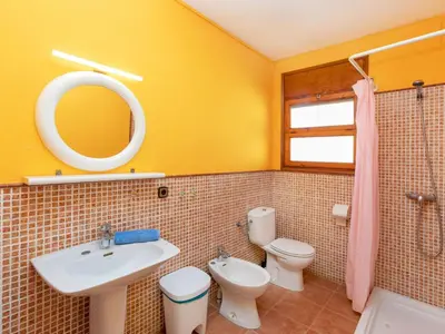 Un baño de Holiday Home Bretos 7 by Interhome