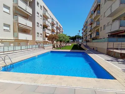 Piscina en o cerca de Vivalidays Alicia - Fenals - Lloret de Mar