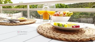 Comida en o cerca de este apartamento