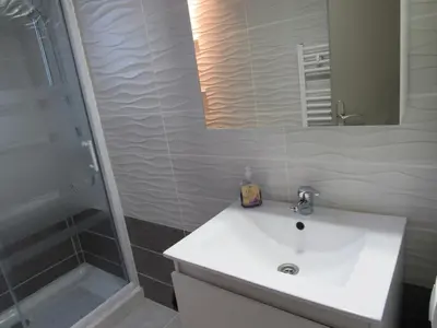 Un baño de Apartament per 4 persones a Doctor Fleming a 5 minuts de la Platja Gran