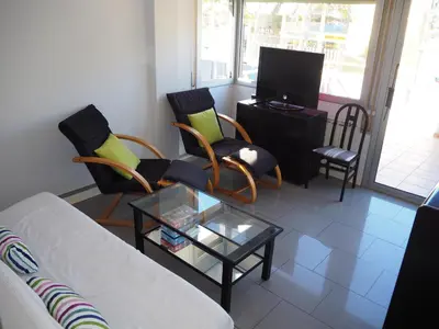 Zona de estar de Saromar II Apartament amb dues terrasses per 6 persones a 5 minuts de la Platja Gran