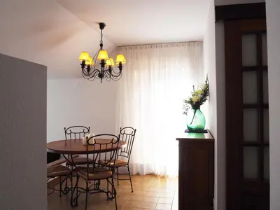 Plano de Saromar I Apartament amb gran terrassa, per 6 persones a 5 minuts de la Platja Gran