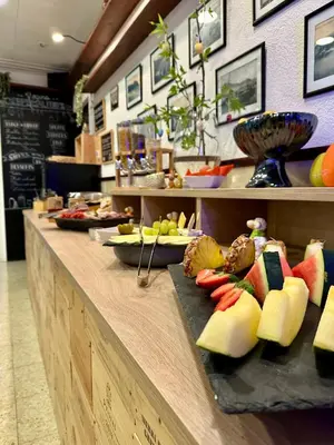Comida en o cerca de este hostal o pensión