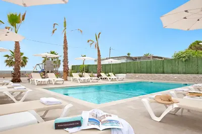 Piscina en o cerca de Malgrat de Mar Beachfront Village