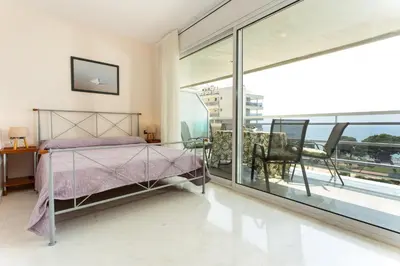 Cama o camas de una habitación en Central park Blanes