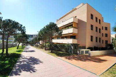 Edificio en el que se encuentra el apartamento