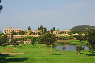Paisaje cerca de este apartahotel
