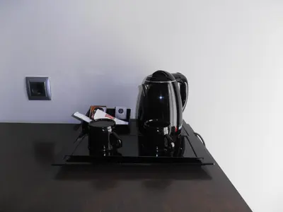 Utensilios para hacer té y café en Hotel Marblau Tossa