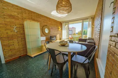 Plano de HomeHolidaysRentals Miracel - Costa Barcelona