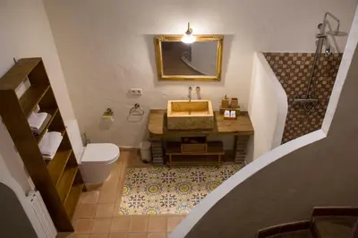 Un baño de Mas Tomas