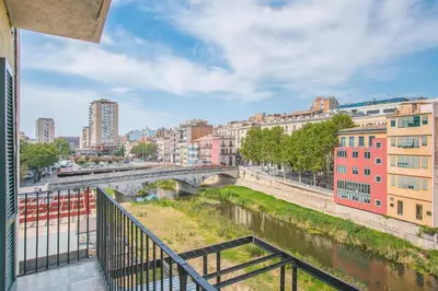 Vista general de Girona o vista desde el apartamento