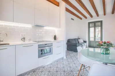 Una cocina o zona de cocina en Flateli Rambla 5 3-2