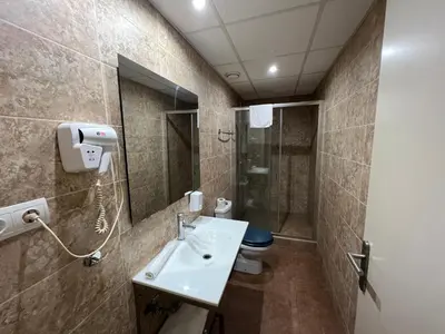 Un baño de Apartamentos Comfort Calella