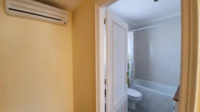 Un baño de Villa Pals Carles Piscina
