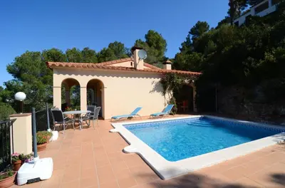 Piscina en o cerca de Cala Moreta 44