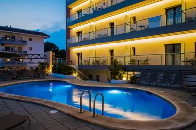 Piscina en o cerca de Petit Palau - Adults Only