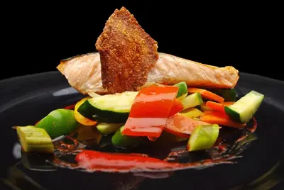 Comida en o cerca de este hotel