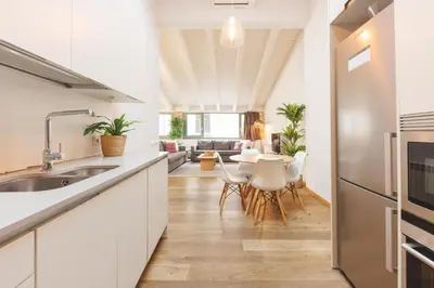 Una cocina o zona de cocina en Bravissimo Força 17, Barri Vell apartments