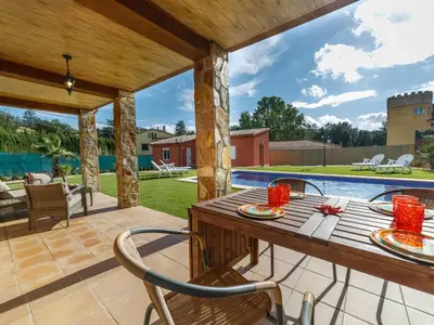 Un balcón o terraza de Holiday Home Montverde by Interhome