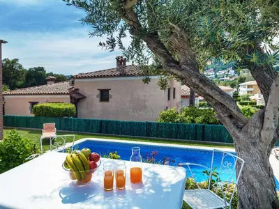 Piscina en o cerca de Holiday Home Villa Esther by Interhome