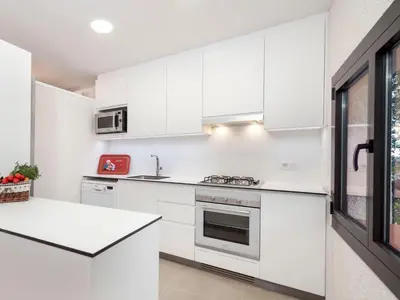 Una cocina o zona de cocina en Holiday Home Paris by Interhome