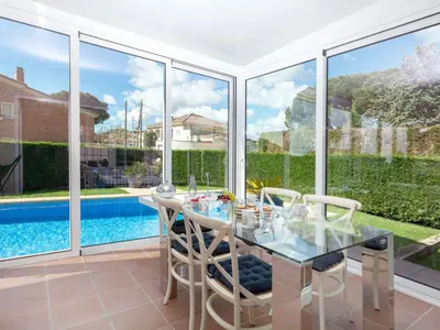 Piscina en o cerca de Holiday Home Amsterdam by Interhome