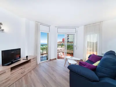 Una televisión o centro de entretenimiento en Apartment Blau by Interhome