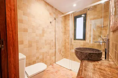 Un baño de Apartamentos Royal