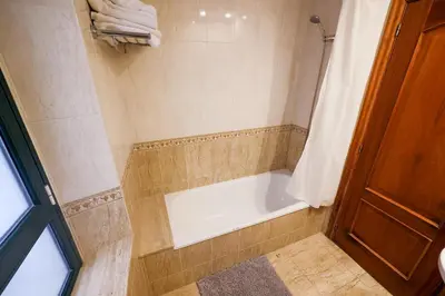Un baño de Apartamentos Royal