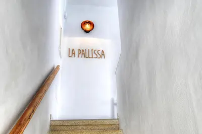 Certificado, premio, señal o documento que está expuesto en Masia Cal Ros