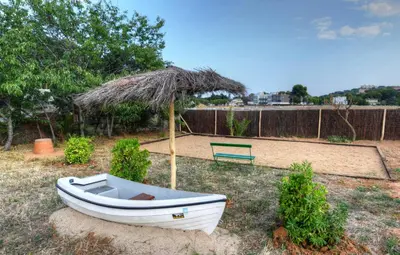 Jardín al aire libre en Masia Cal Ros