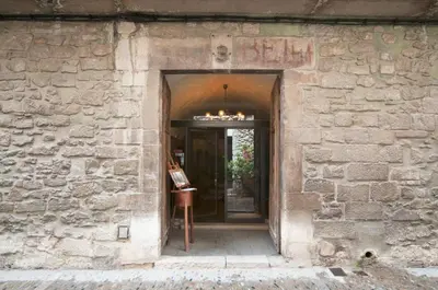 Fachada o entrada de Pensió Bellmirall