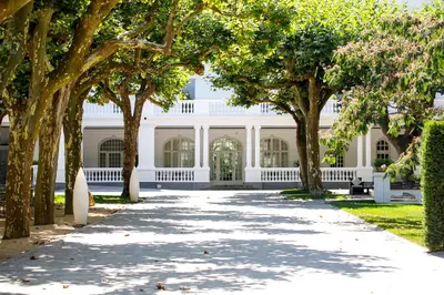 Jardín al aire libre en Hotel Balneari Termes Orion