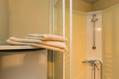 Un baño de Camping Bungalows El Far