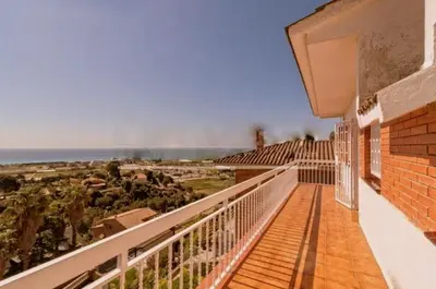 Un balcón o terraza de Chalet Santa Susana