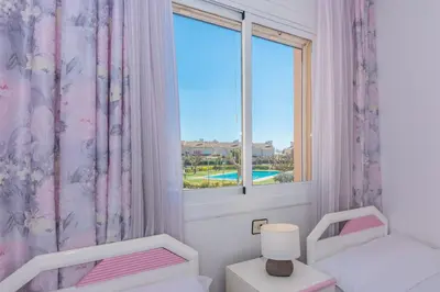 Piscina en o cerca de HomeHolidaysRentals Moonlight