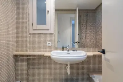 Un baño de Flateli Pou Rodó 3