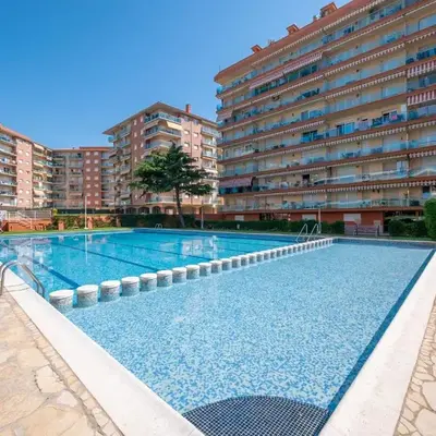 HomeHolidaysRentals Solmar
