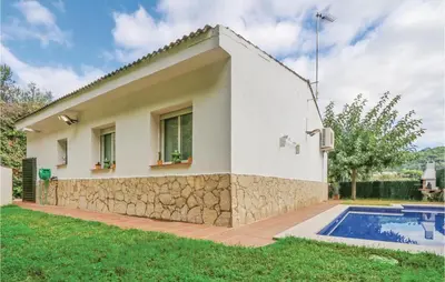 Piscina en o cerca de Nice Home In St Cebrià De Vallalta