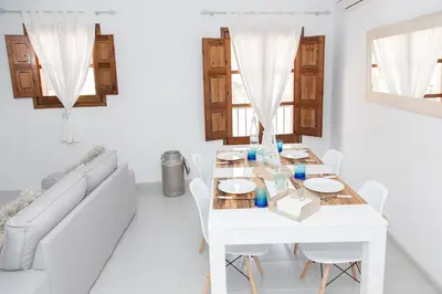 Zona de estar de Luminoso y reformado apartamento a 1min de playa
