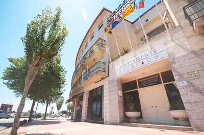 Edificio en el que se encuentra el apartamento