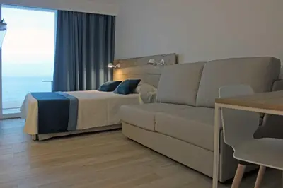 Zona de estar de Rocatel