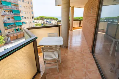 Un balcón o terraza de HomeHolidaysRentals Barcelona-Costa Barcelona