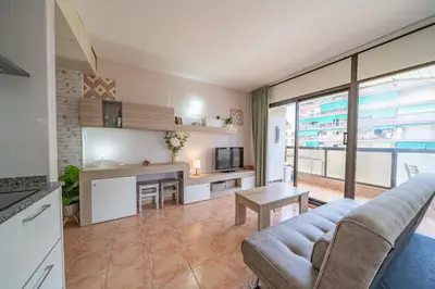 Una cocina o zona de cocina en HomeHolidaysRentals Barcelona-Costa Barcelona