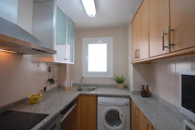 Una cocina o zona de cocina en Lets Holidays QUIET APARTMENT 5 minutes TO THE BEACH