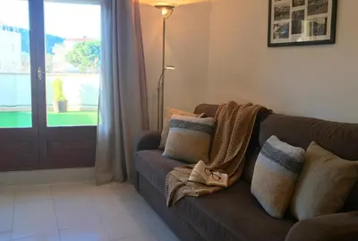 Zona de estar de Lets Holidays QUIET APARTMENT 5 minutes TO THE BEACH
