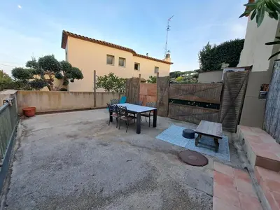 Un balcón o terraza de begurhome